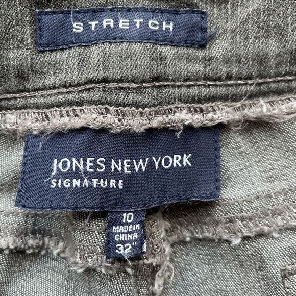 Jeans - Jones NY SIGNATURE Boot Cut Gray STRETCH Jeans - Picture 4 of 4